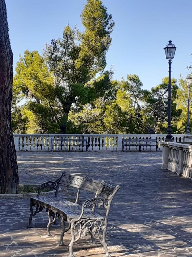 Hotel Du Parc Atri Dış mekan fotoğraf