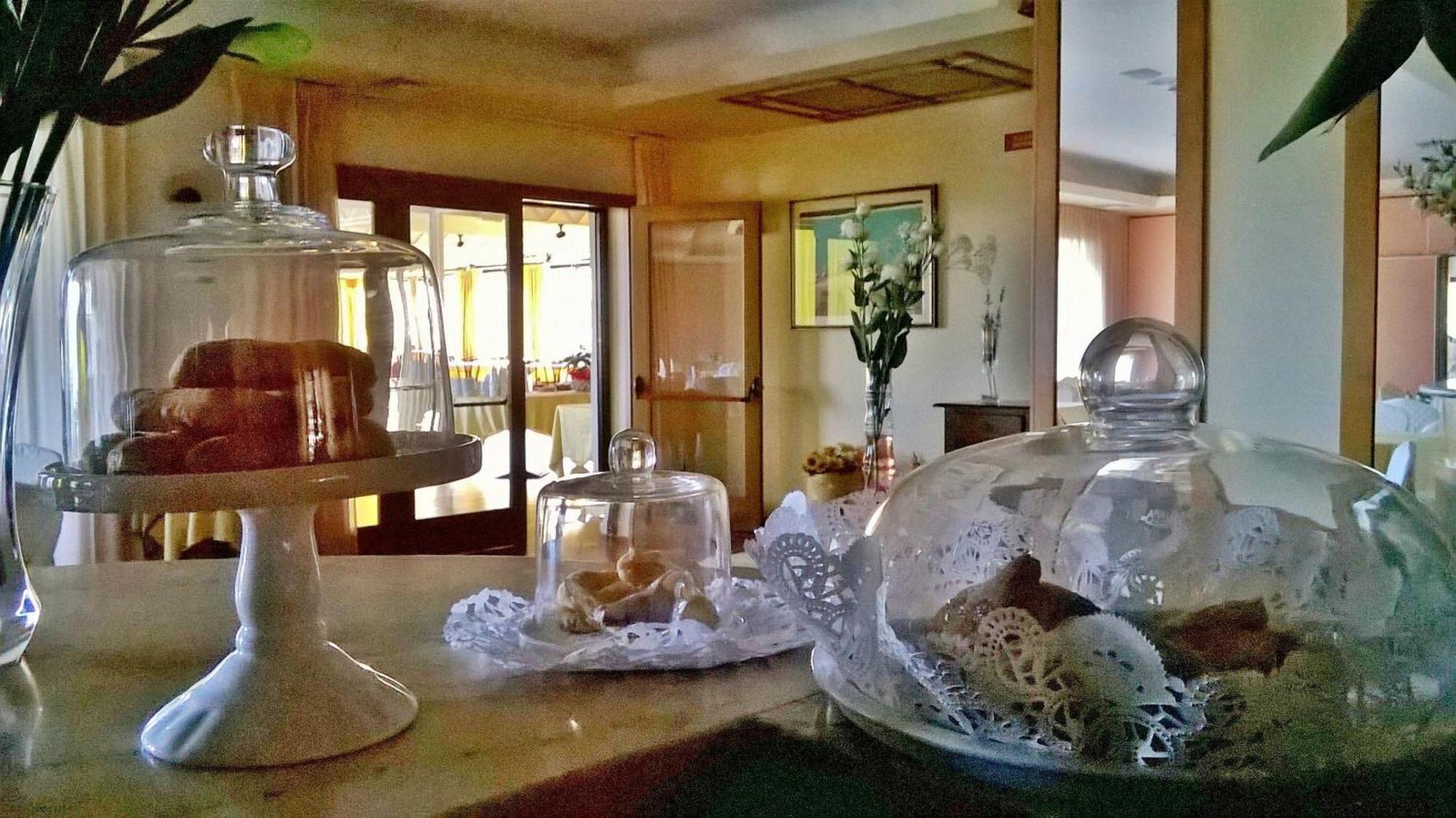 Hotel Du Parc Atri Dış mekan fotoğraf