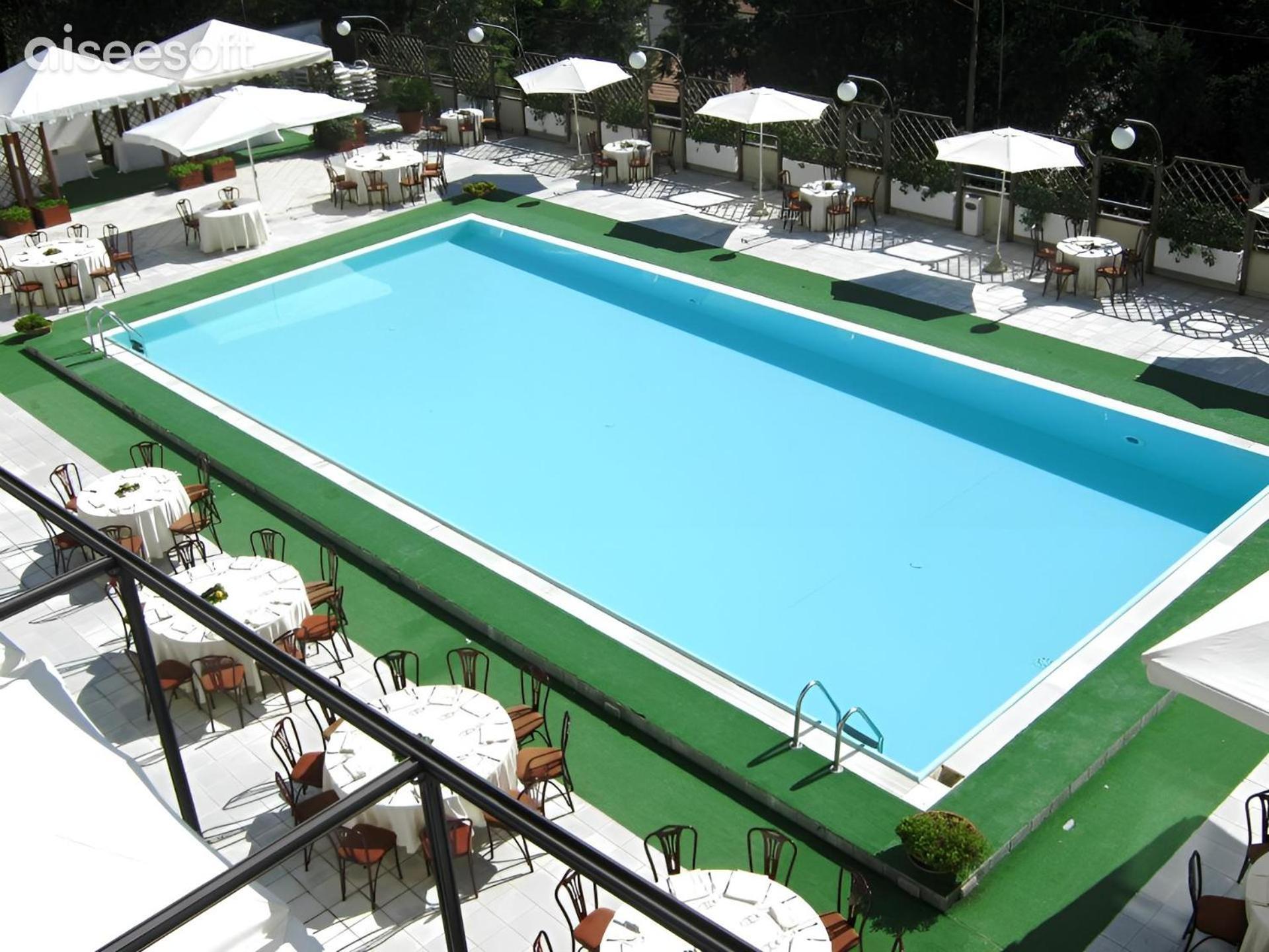 Hotel Du Parc Atri Dış mekan fotoğraf