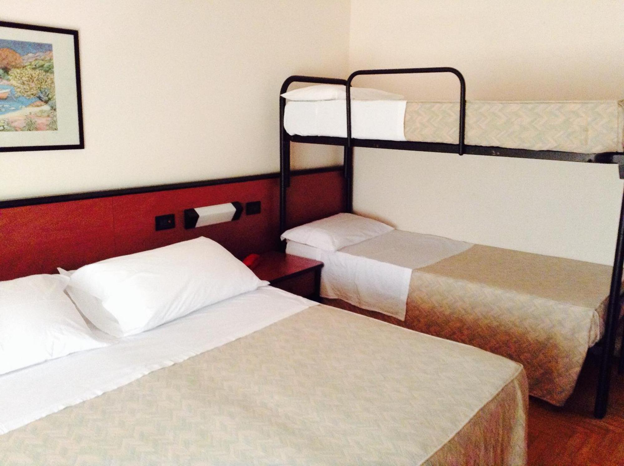 Hotel Du Parc Atri Dış mekan fotoğraf